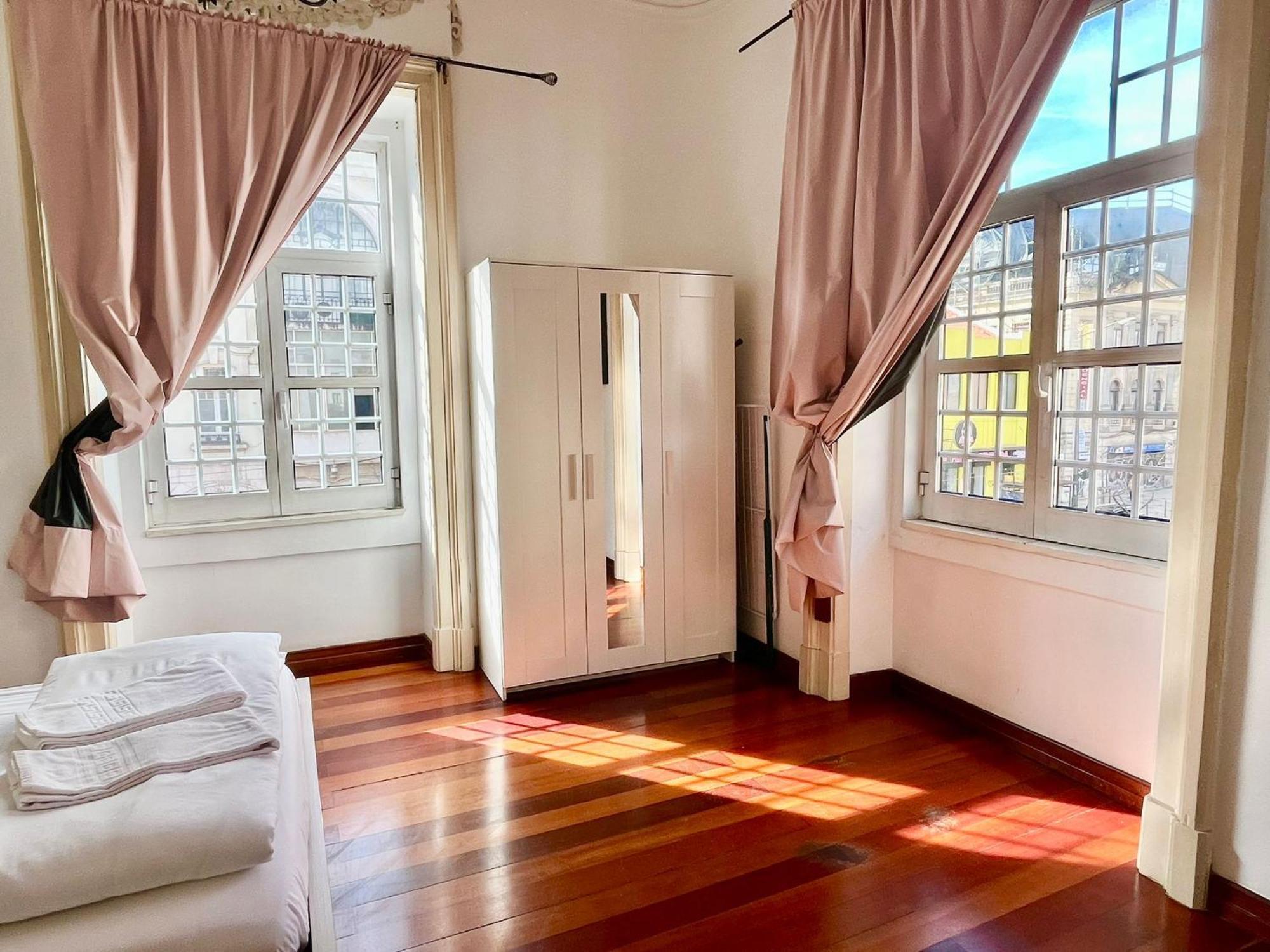 1 Bedroom Apartment - Palma Residence Lisbon Exterior photo
